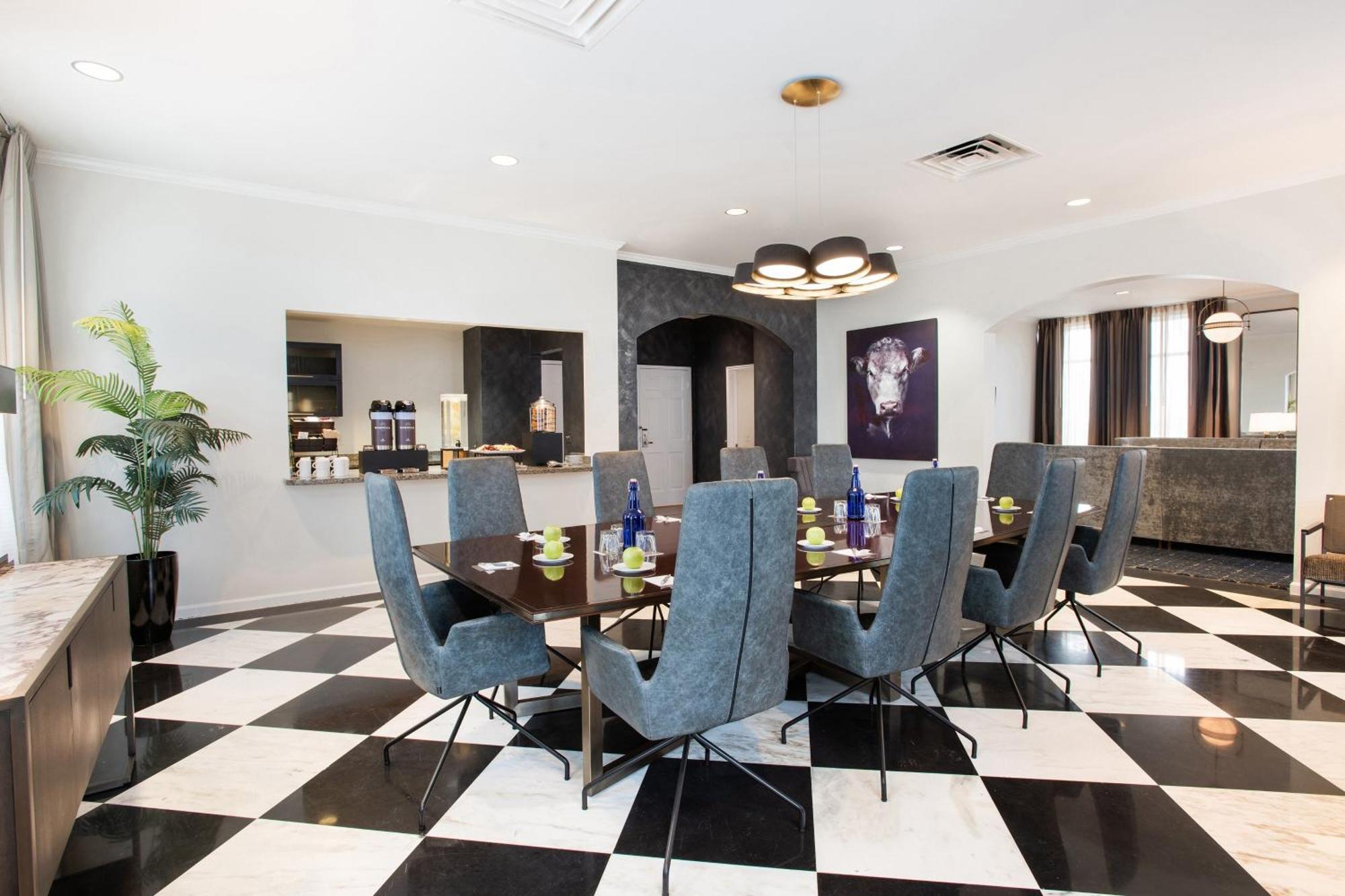 One Bedroom King Presidential Suite