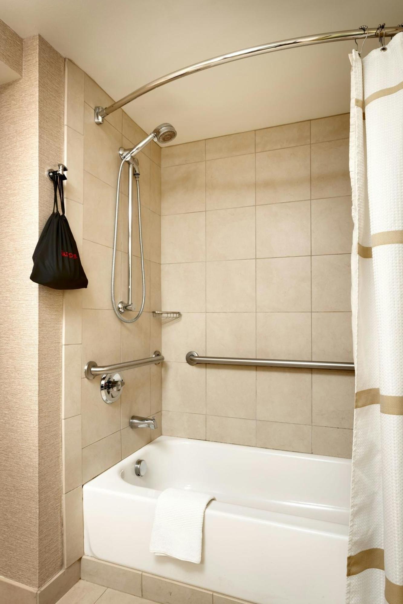 Double Room with Two Double Beds,1634415636:JPEG