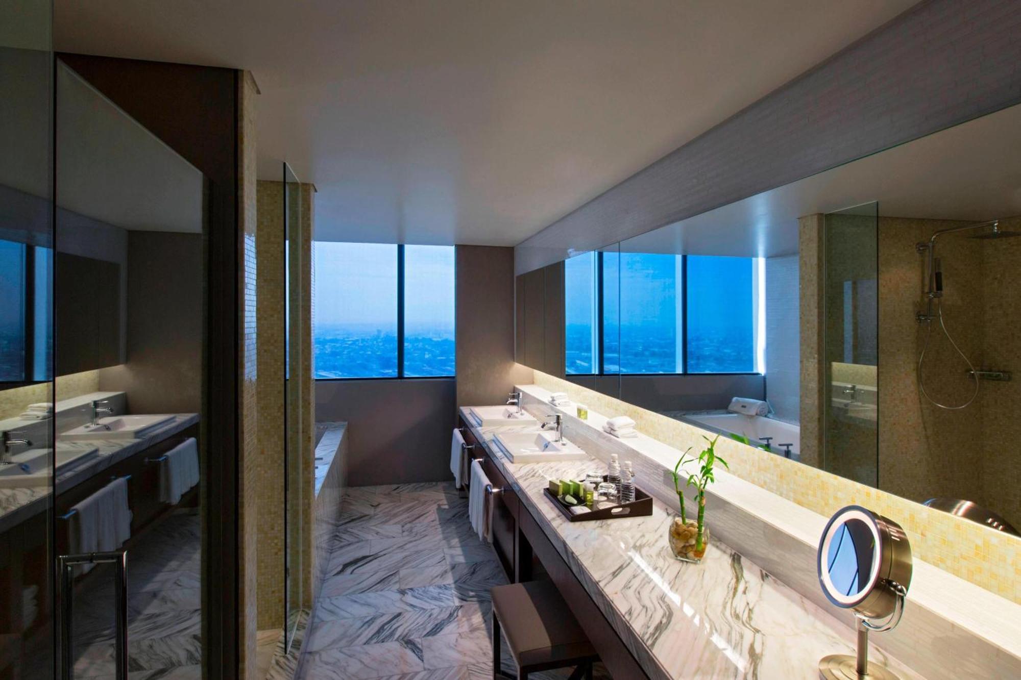 Presidential Suite 2 Bedroom Presidential Suite City view