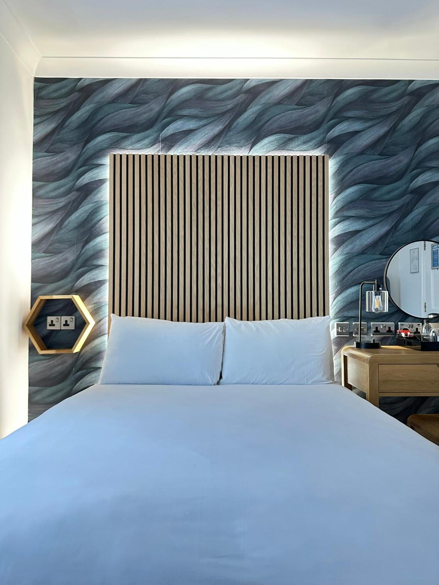 Superior Single Room