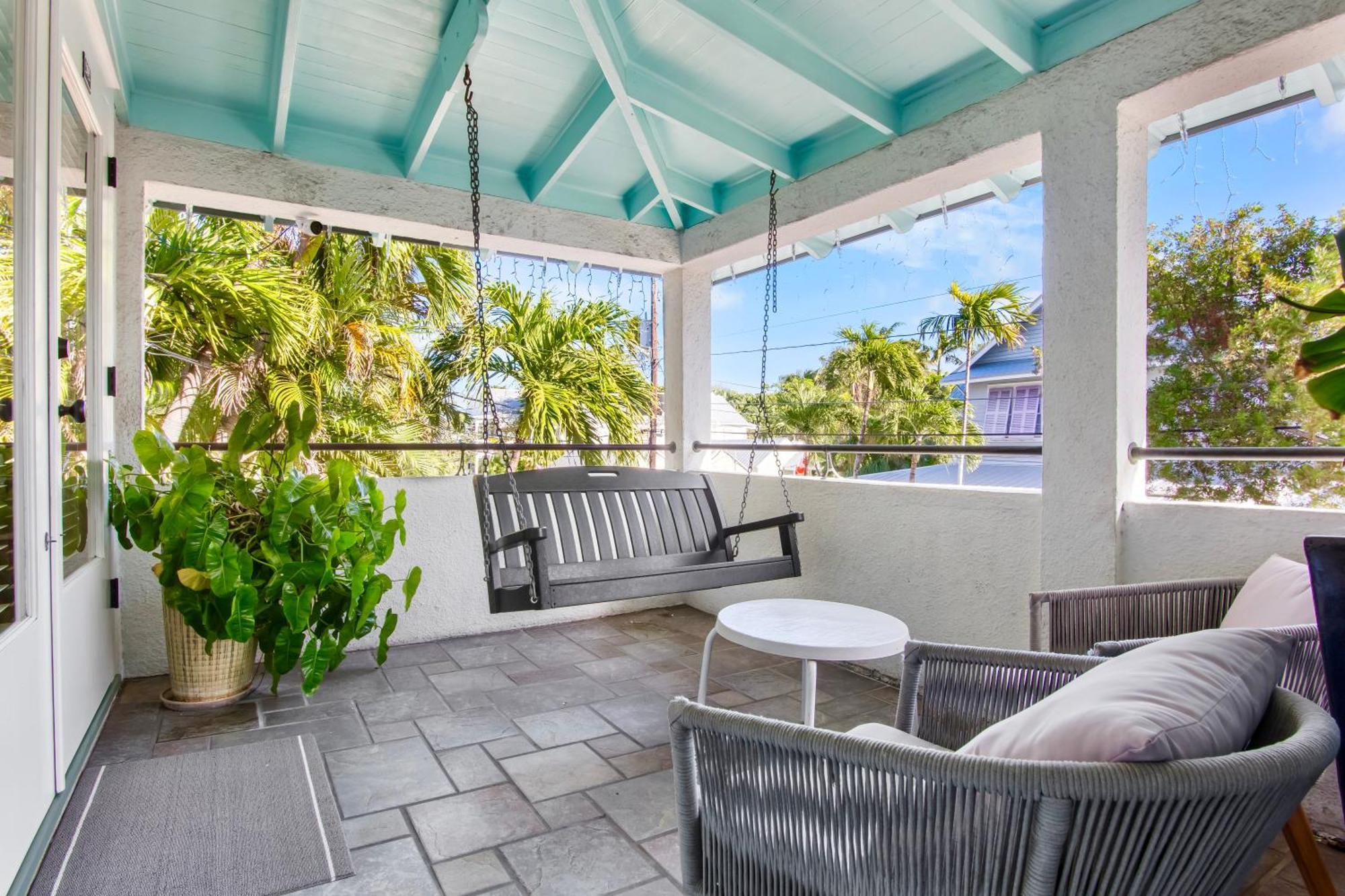 Porch Swing Island Room