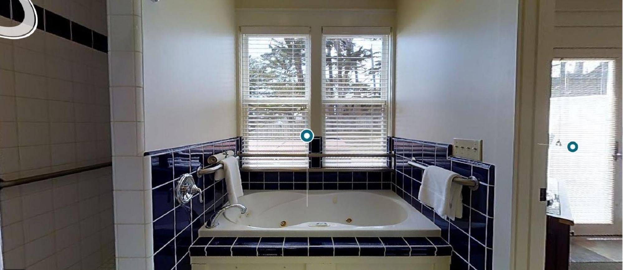 Suite Hot Tub