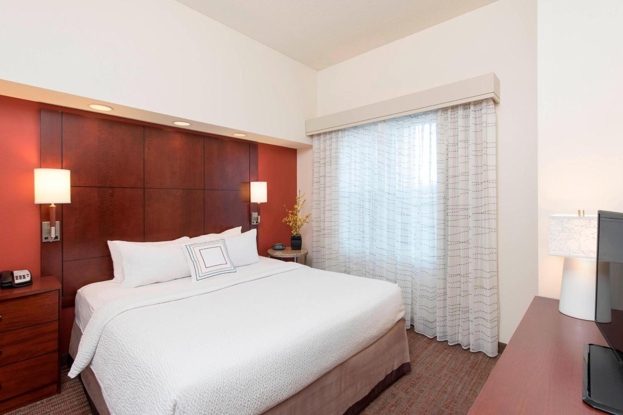One-Bedroom King Suite Sofa Bed