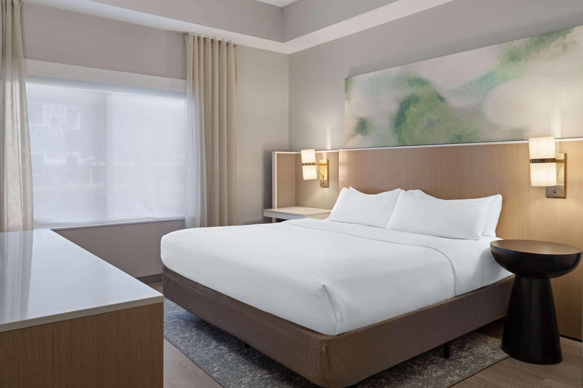 Two-Bedroom Family Suite - Non-Smoking