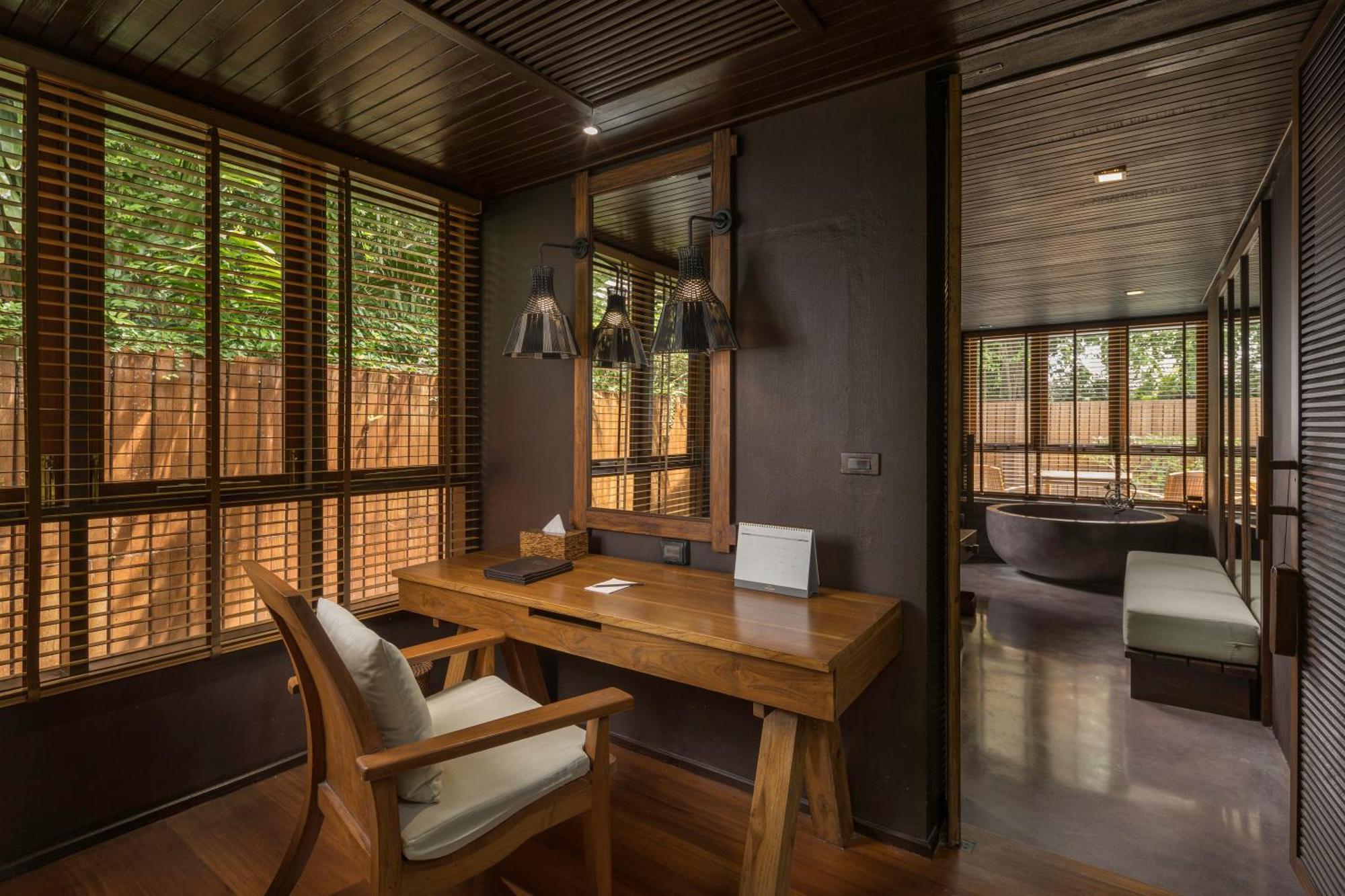 Tropical Pool Villa
