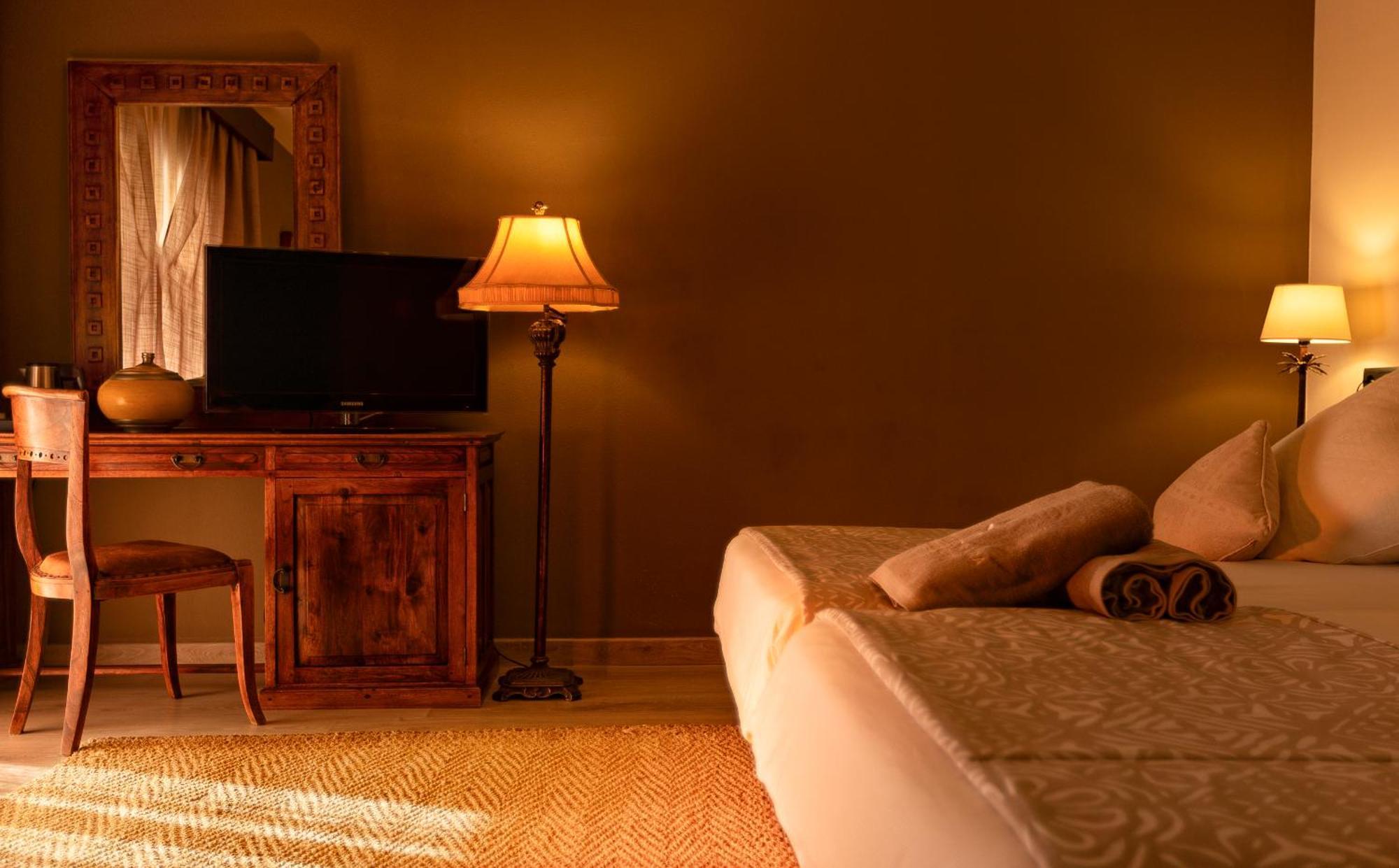 Basic Double or Twin Room,1638475534:JPEG