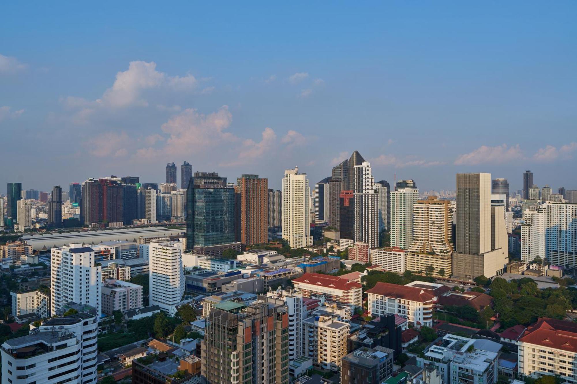 Urban King Room City View
