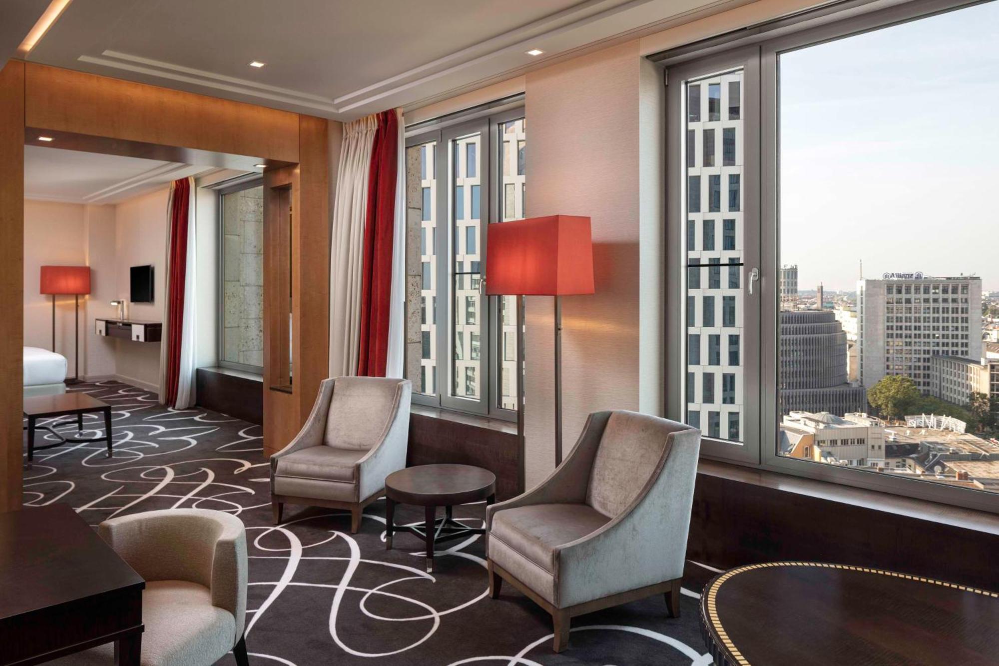 Junior Suite,1639568609:JPEG