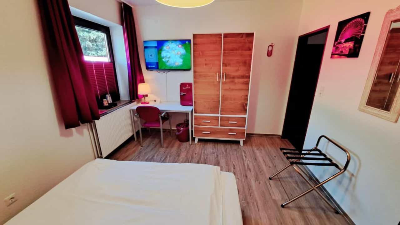 Single Room