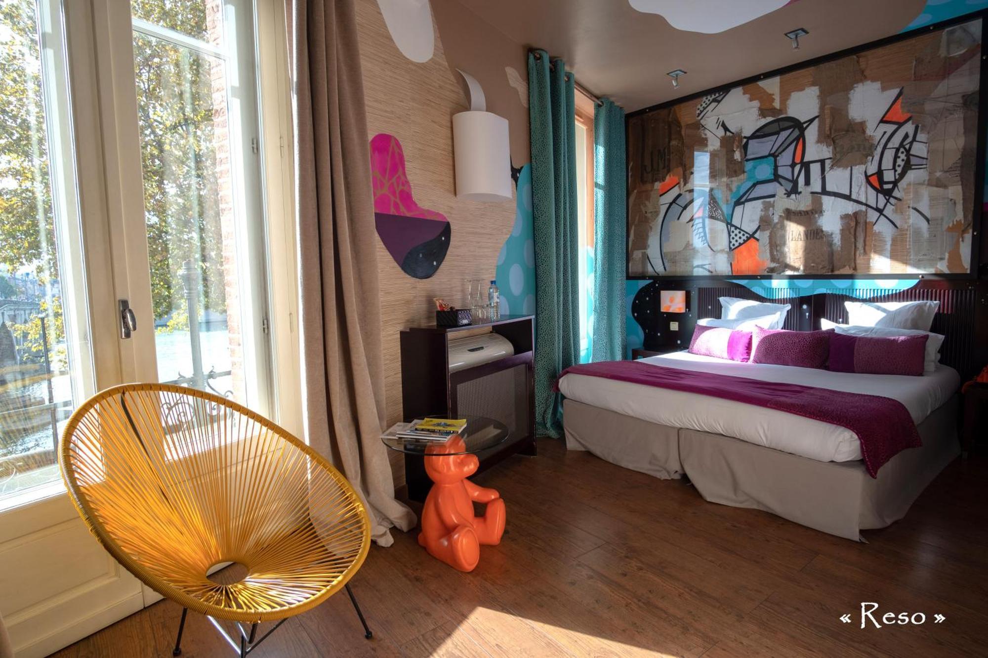 Deluxe Double or Twin Room