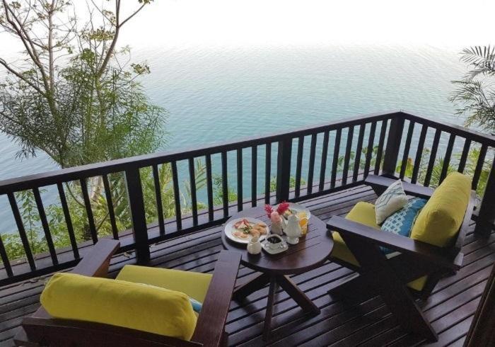 Lake View Jr Suite Queen,1641747383:JPEG