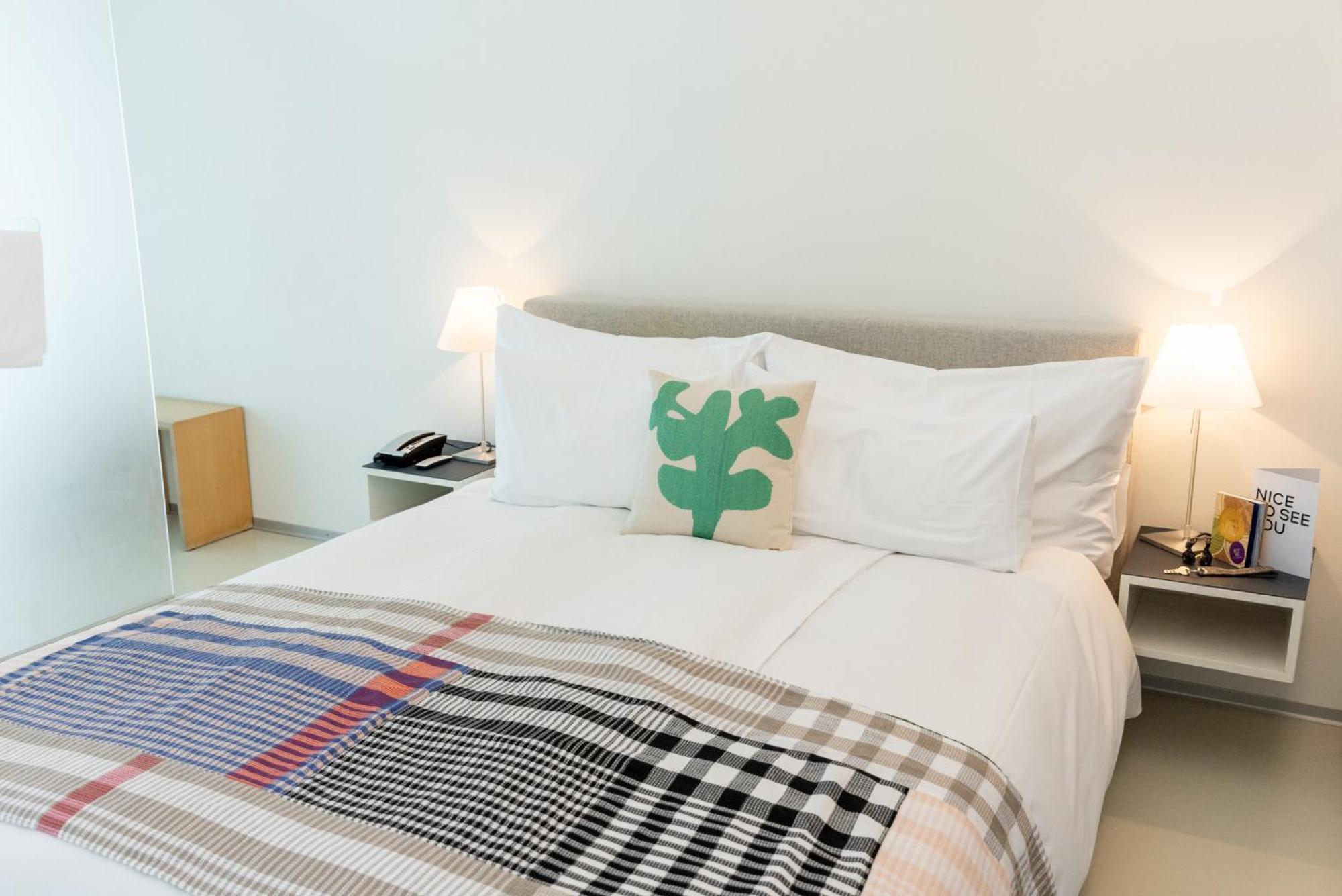 Small Design Room