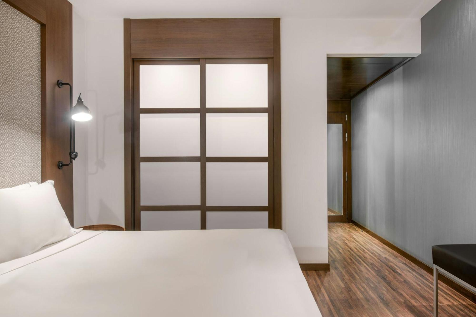 Standard Queen, Guest room, 1 Queen,1643137358:JPEG