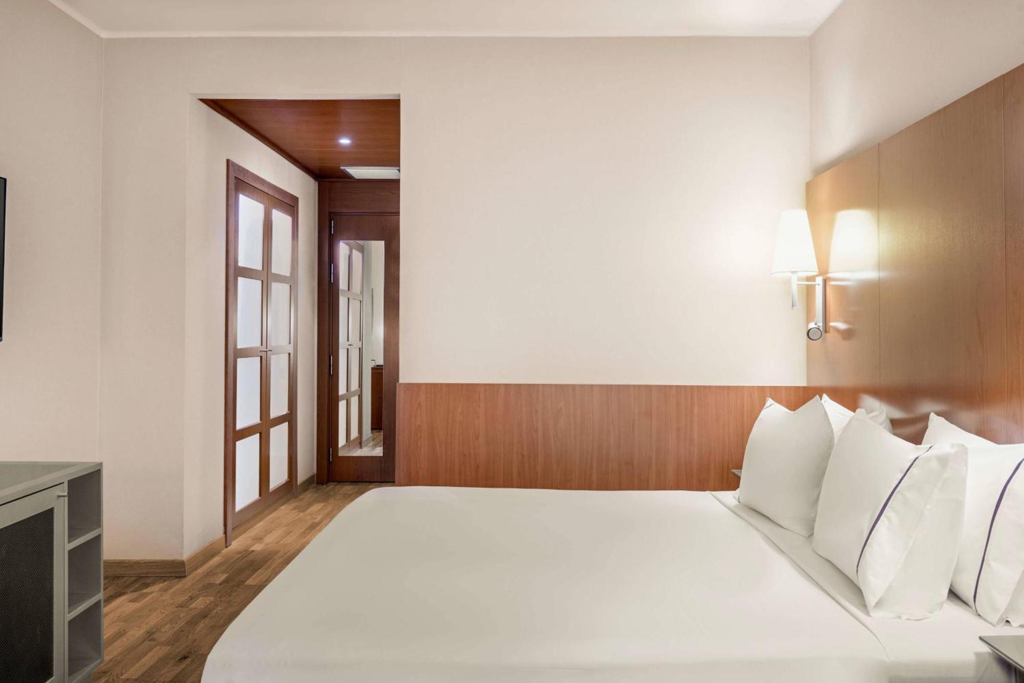 Standard King Room,1643135793:JPEG