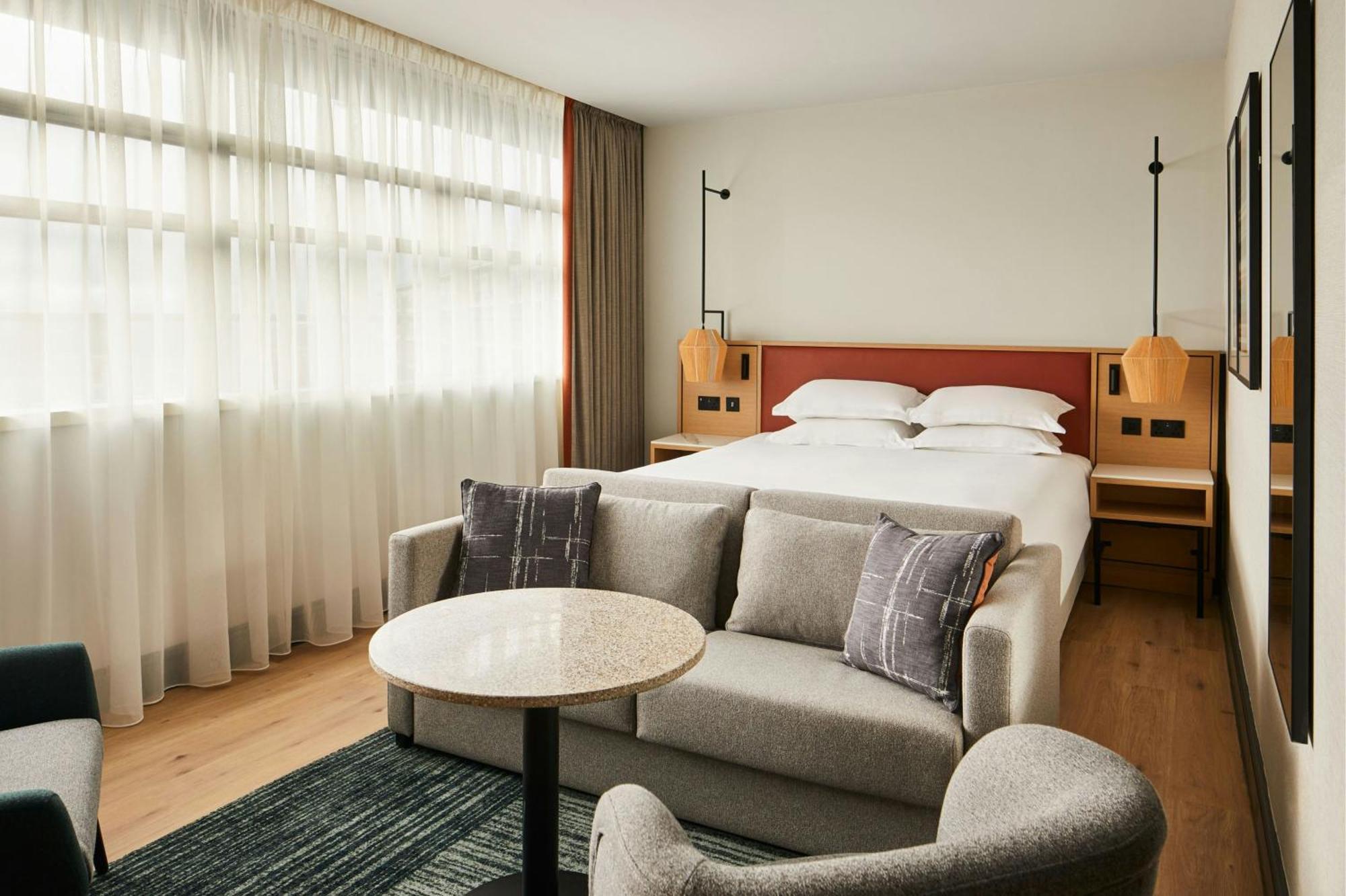 Executive King Room MClub Lounge Access