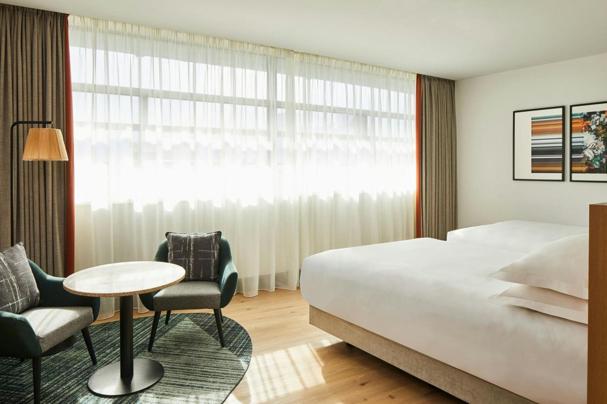 Deluxe Double Double Room