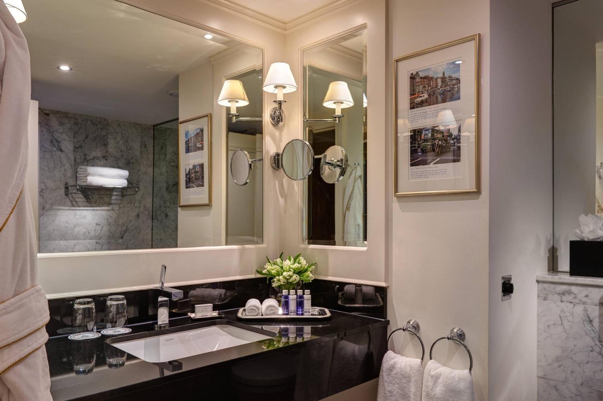 Small Queen Room