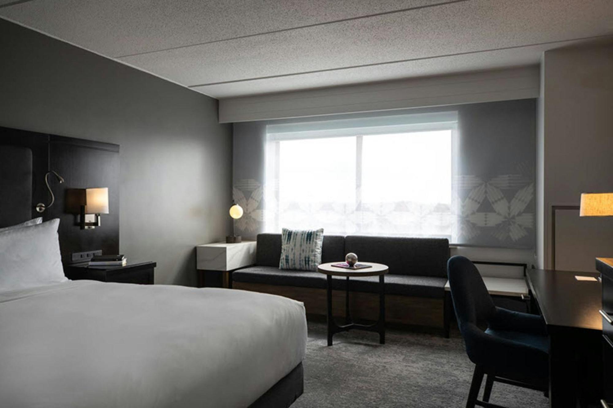 Premier Level Double Room Guest room 2 Double Top floor