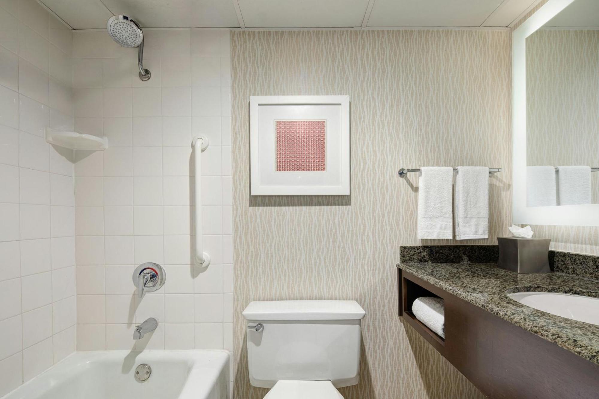 Courtyard Access, Guest room, 2 Double, West Tower