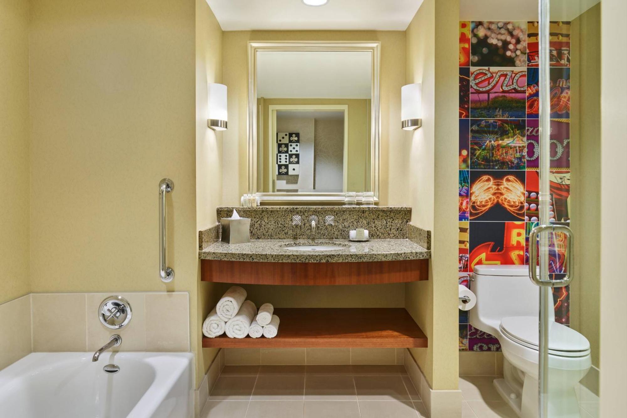 King Room with City View - Top Floor,1643156454:JPEG