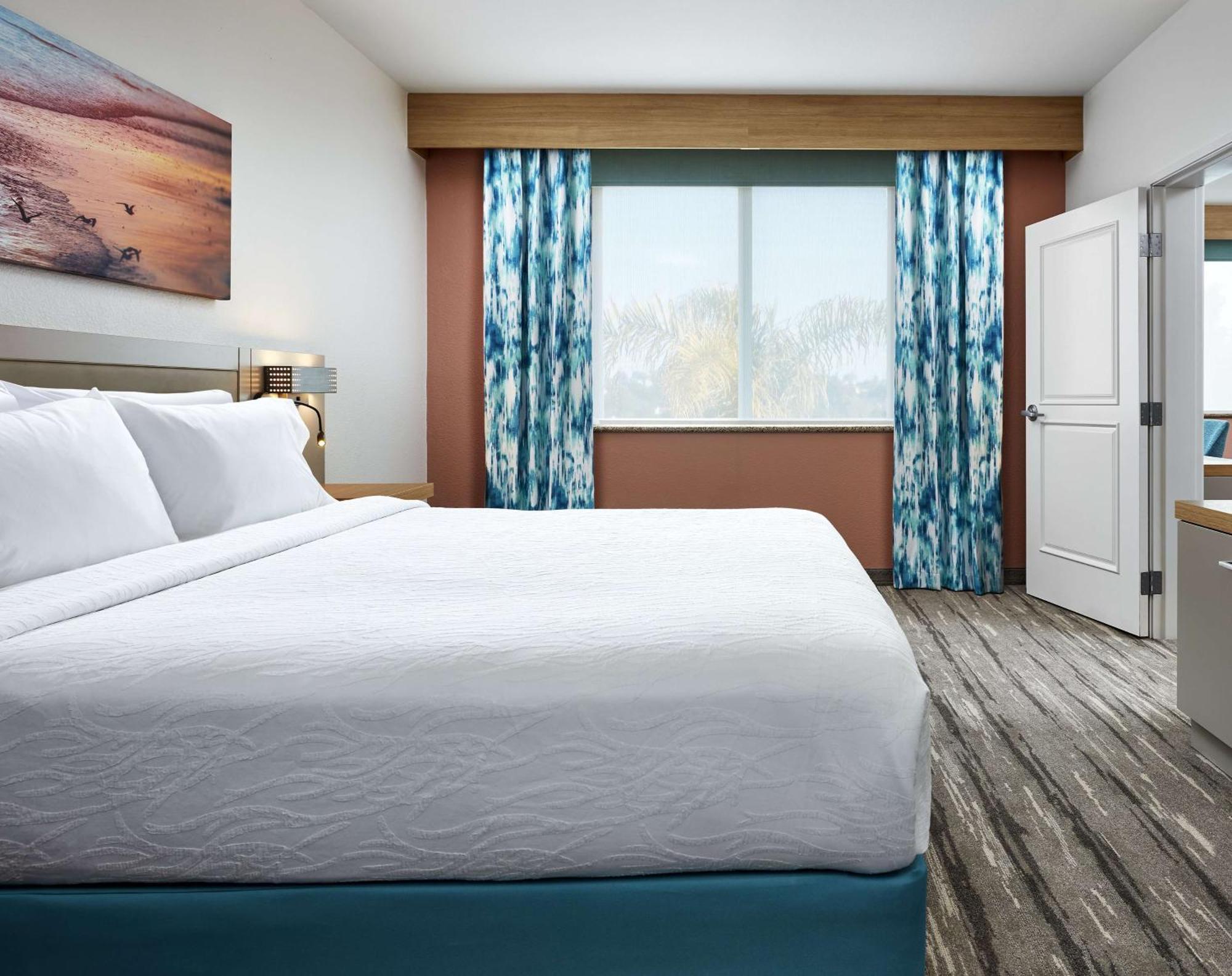 One-Bedroom King Suite
