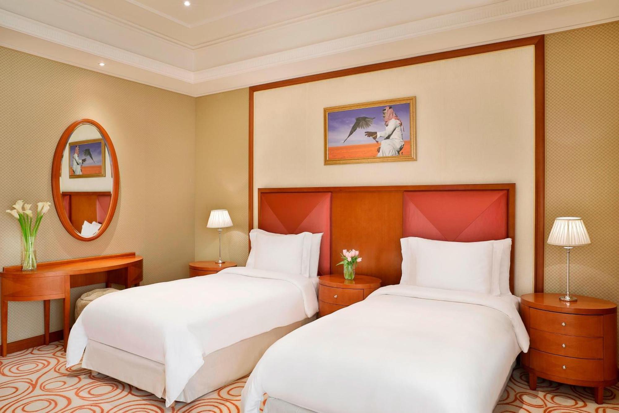 Deluxe Guest Room With Twin Beds,1643165339:JPEG