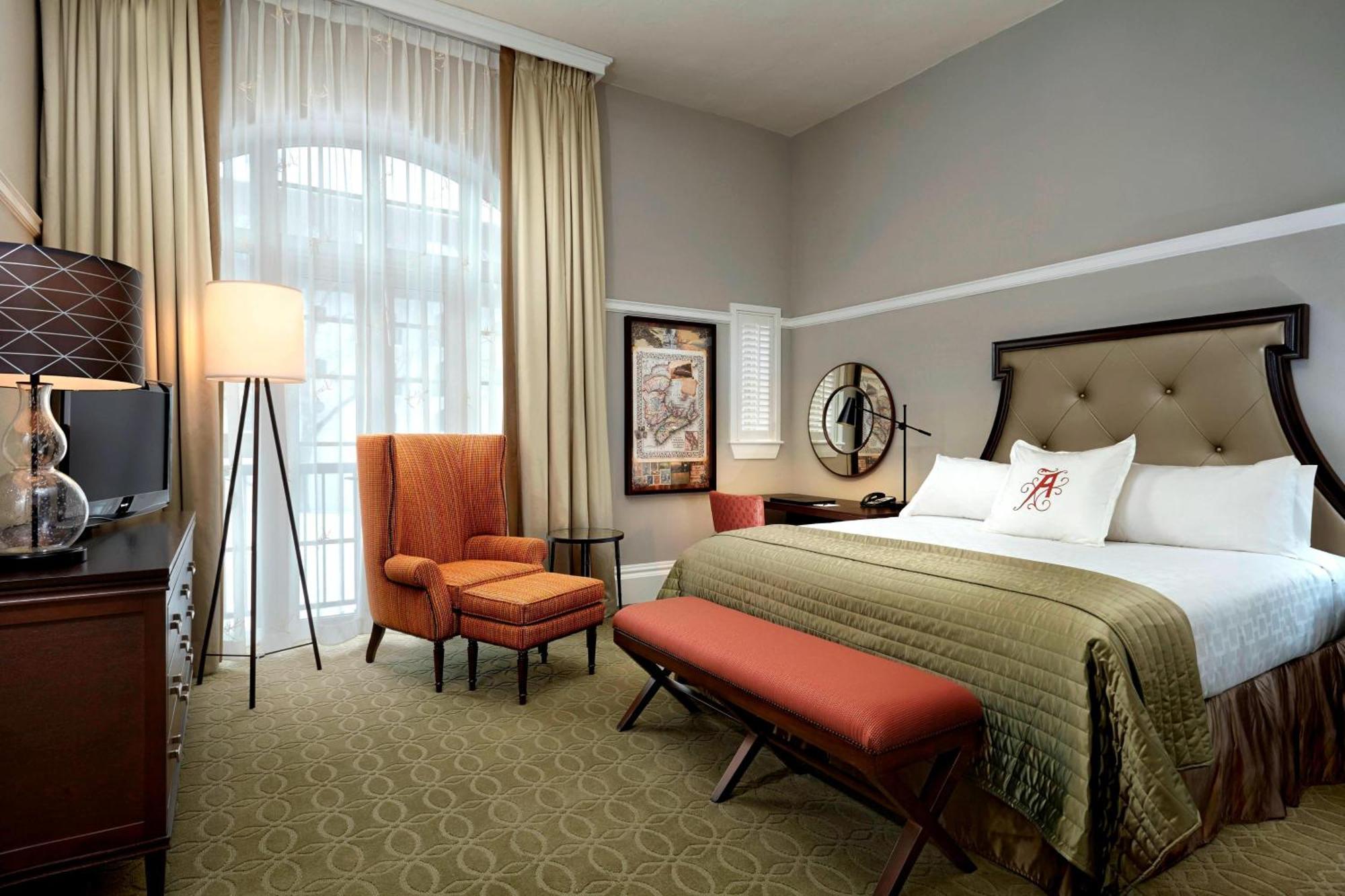 King Room,1677869296:JPEG