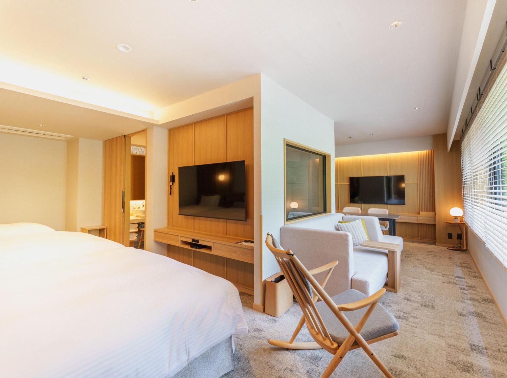 Large Twin Room