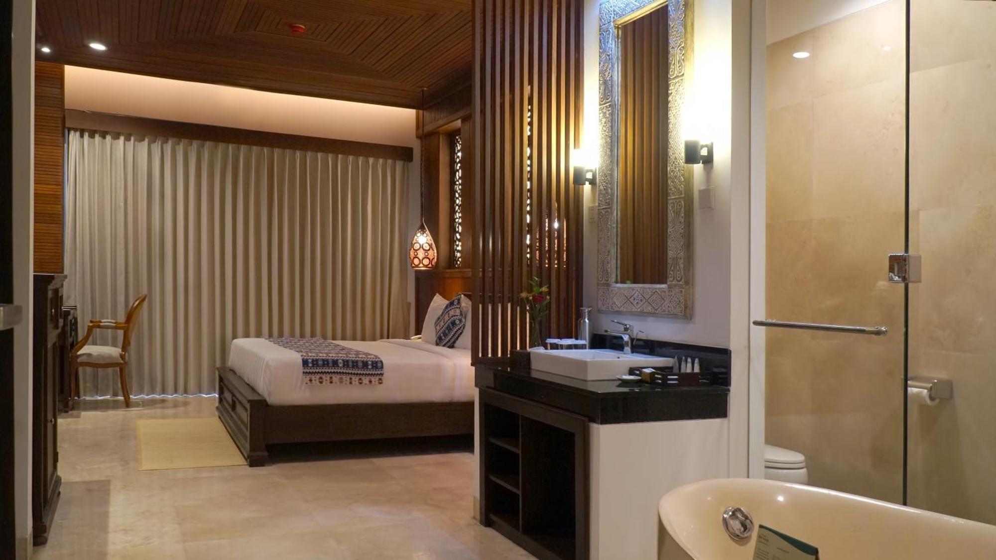 Club Room,1643764911:JPEG