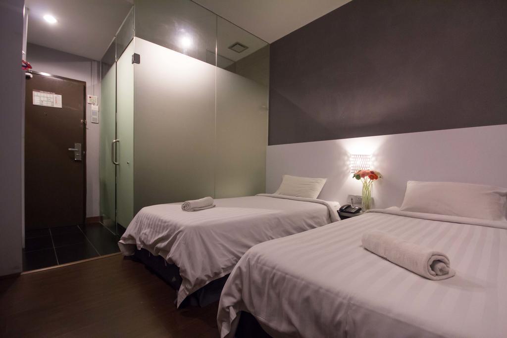Standard Twin Room without Window