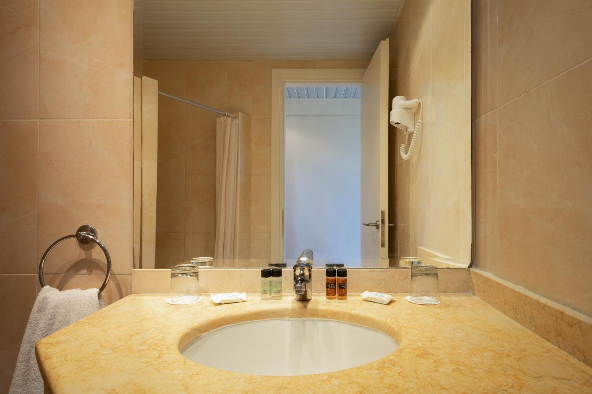 Double Bungalow Beach Front,1644411429:JPEG