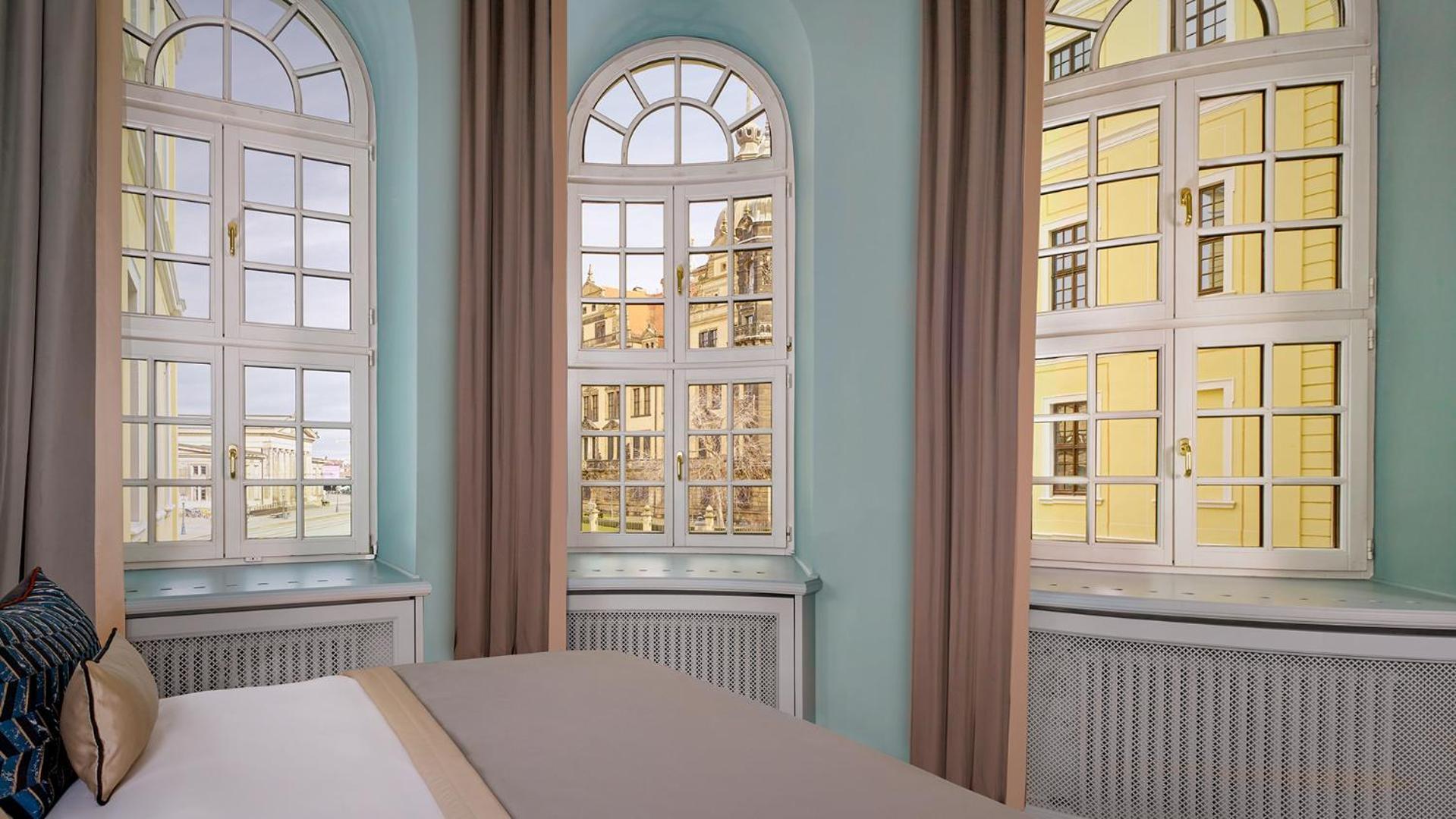 Junior Suite Castle View