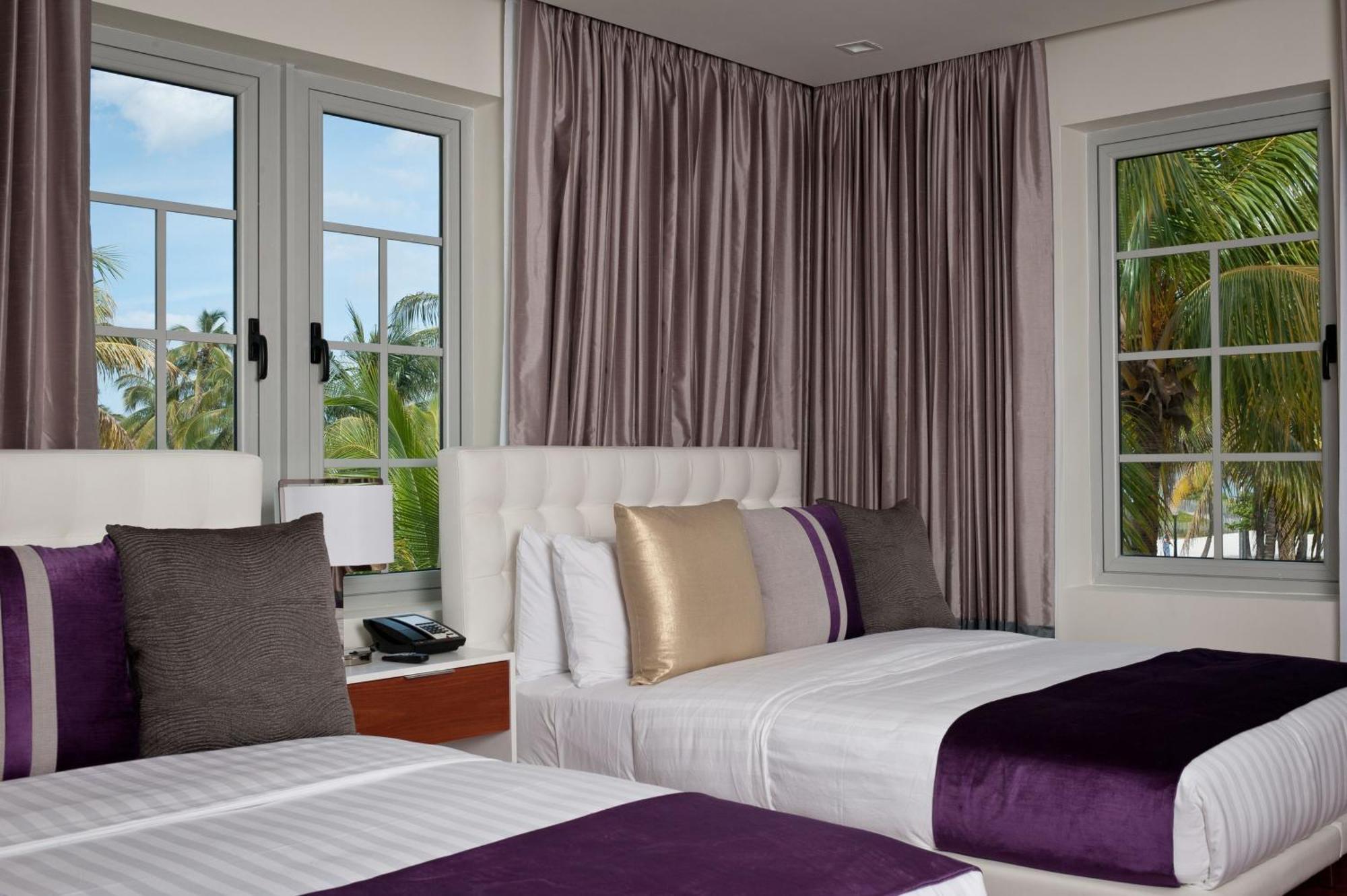 Queen Room Two Queen Beds No Resort Fee