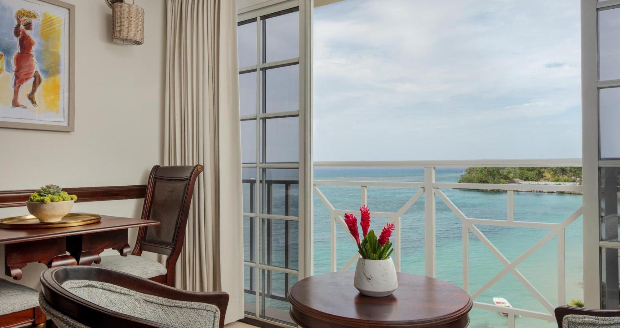 Viceroy Honeymoon Oceanfront Butler Suite