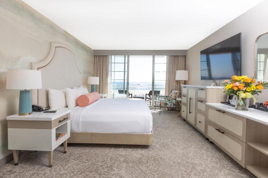 King Room with Soaking Tub and Ocean View,1646342143:JPEG