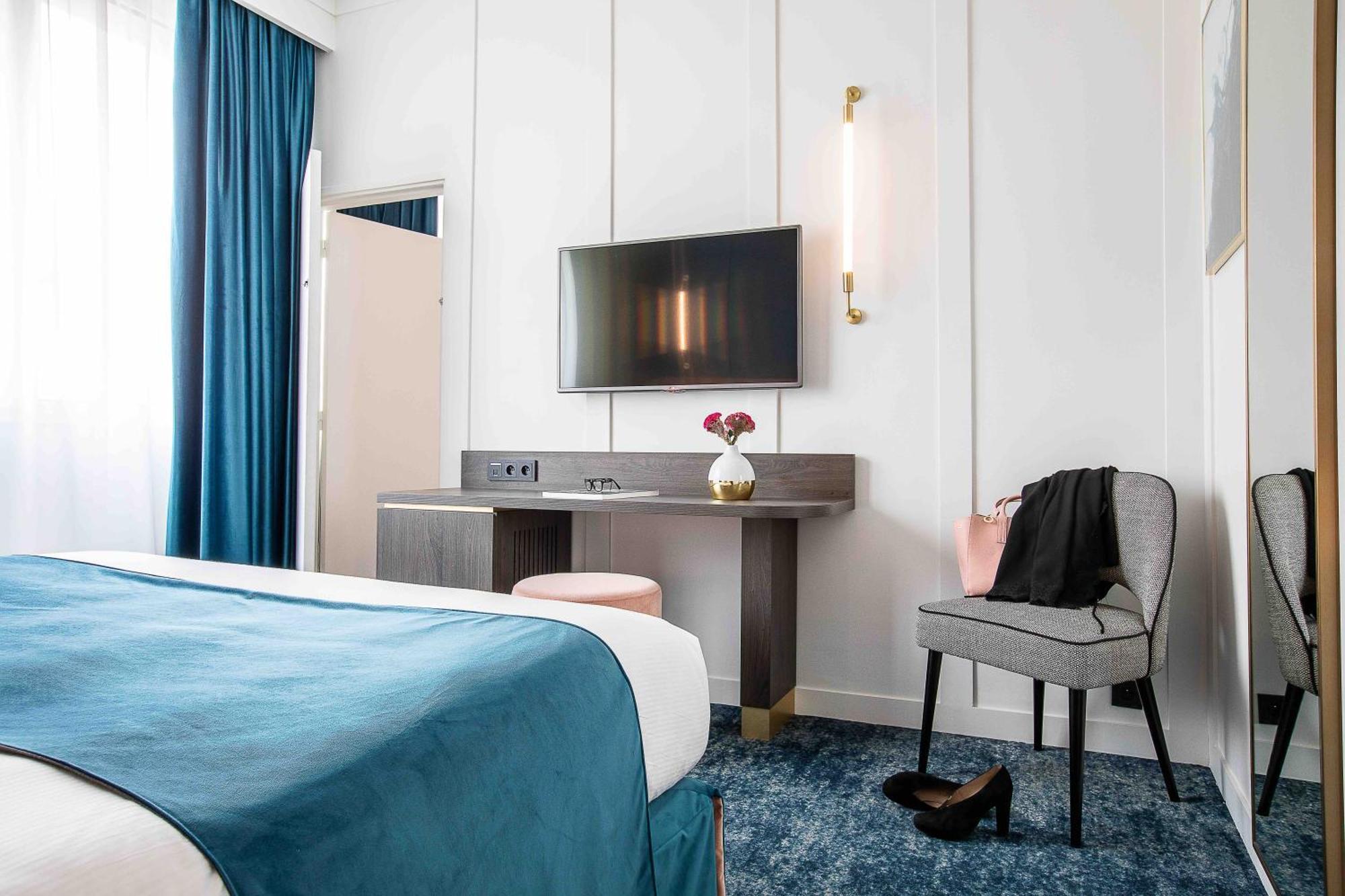 Two Connecting Double Rooms,1646888841:JPEG