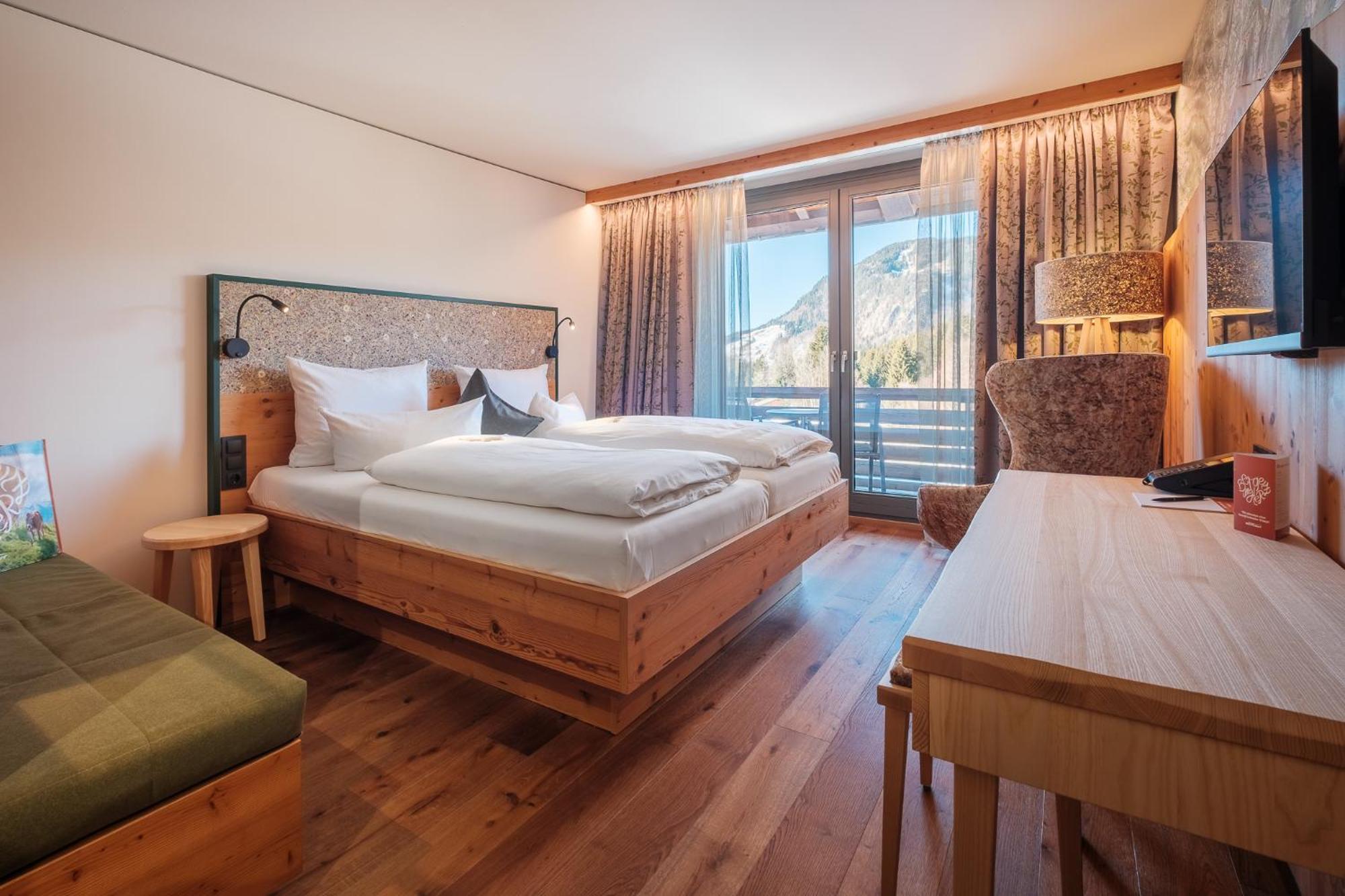 Superior Double Room Mountain View & Balcony