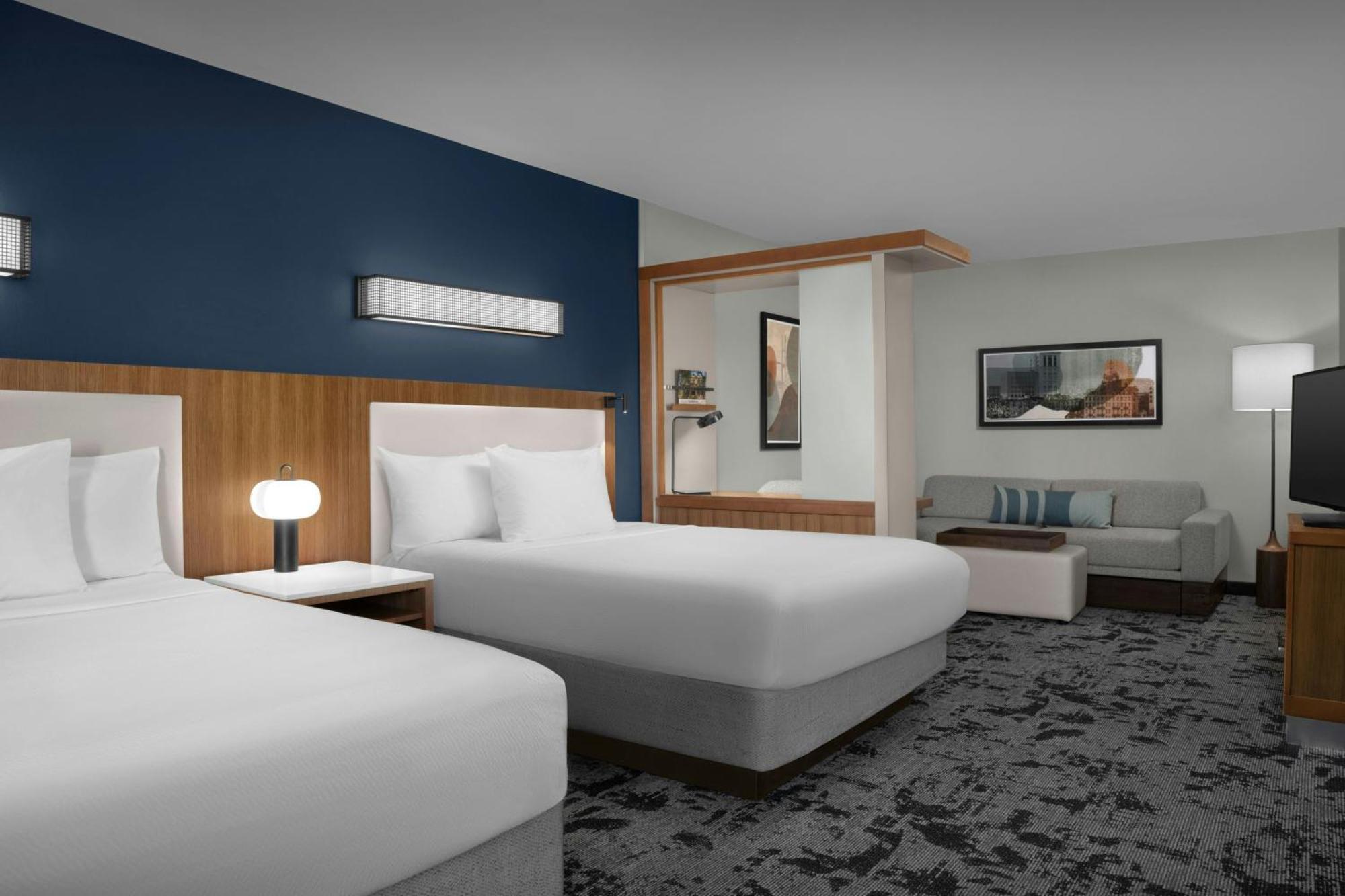 Studio Suite 2 Queen Beds,1646902406:JPEG