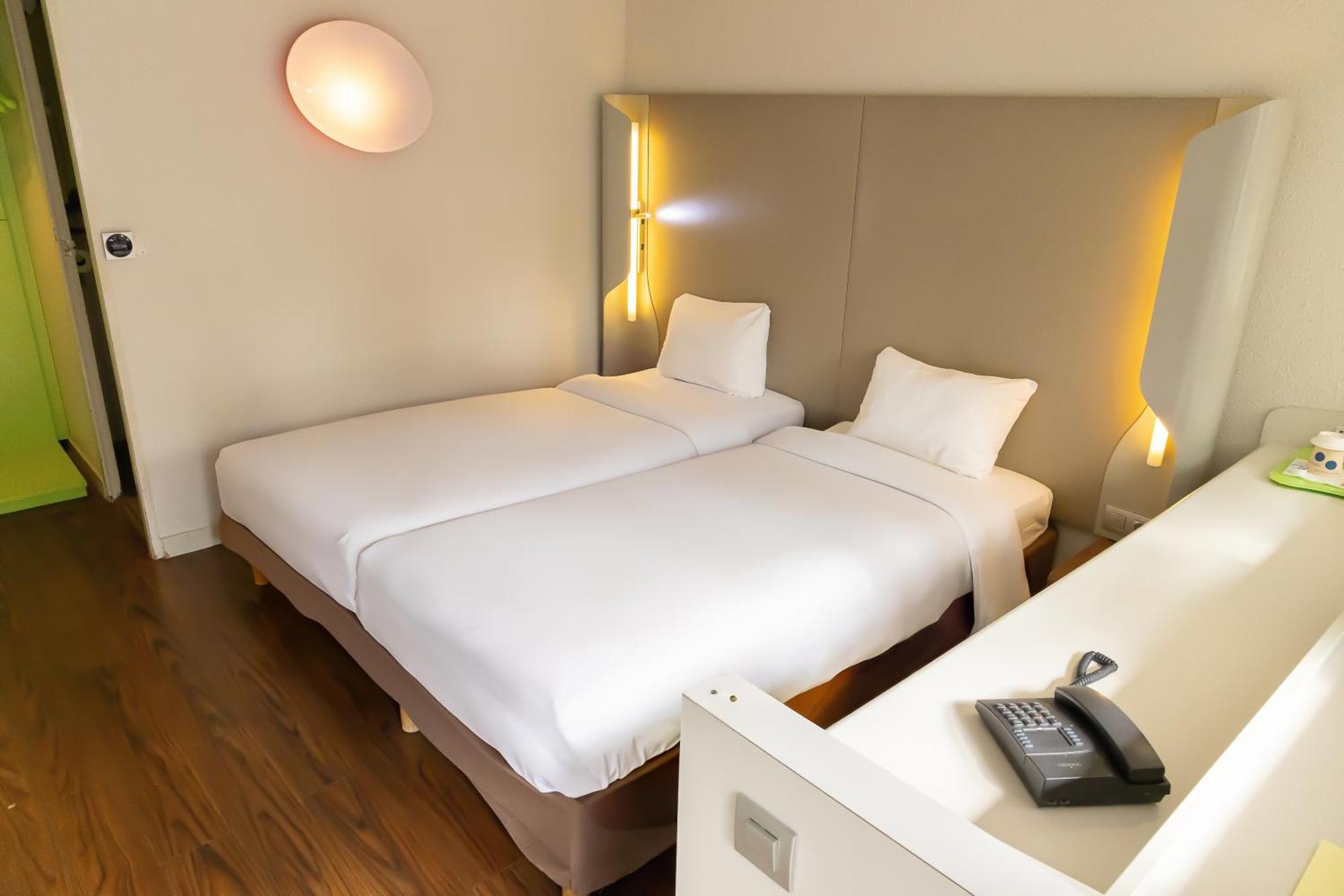 Standard Room 2 Single Beds