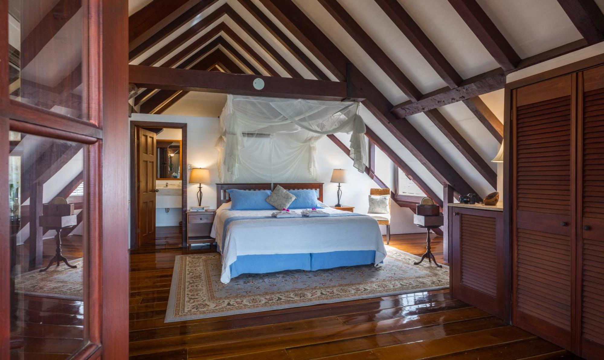 Admiral’s Deluxe Loft Suite Sea View