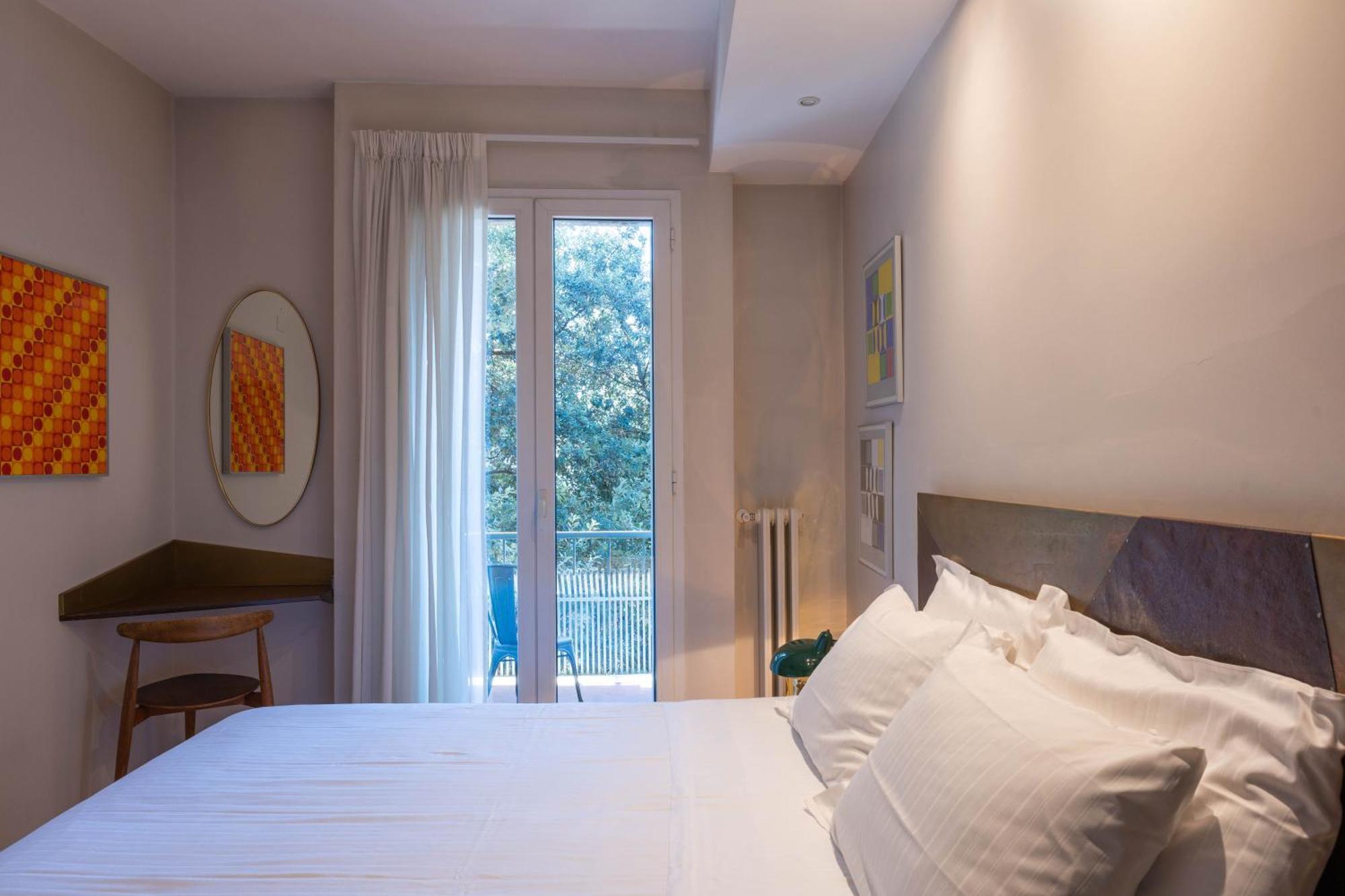 Camera Basic Matrimoniale/Doppia con Letti Singoli