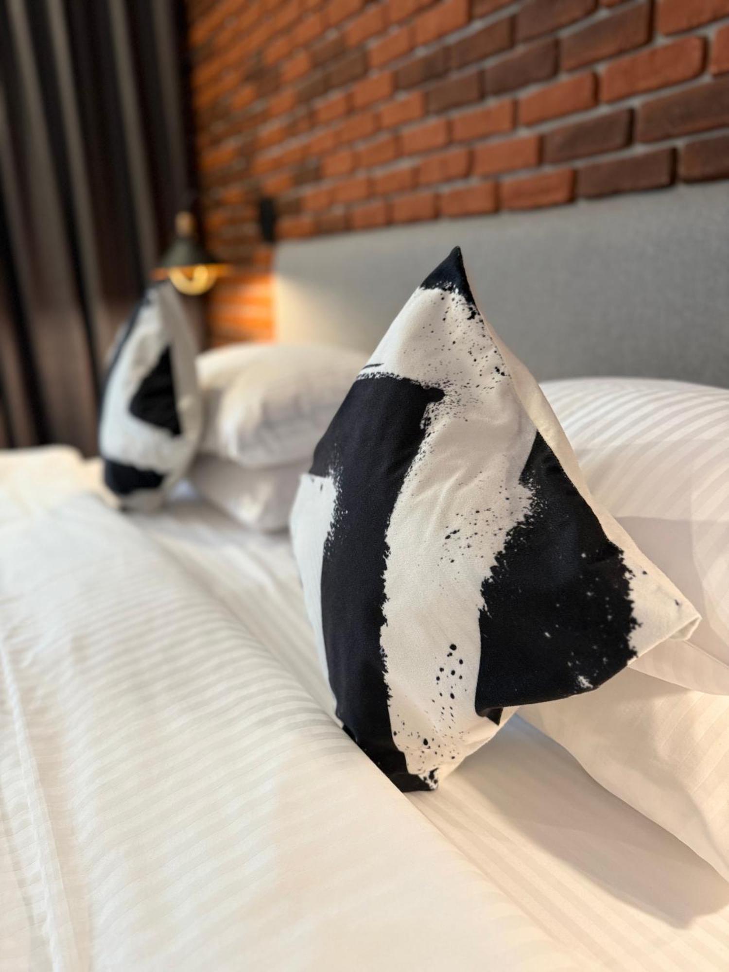 Deluxe Double or Twin Room with Garden View