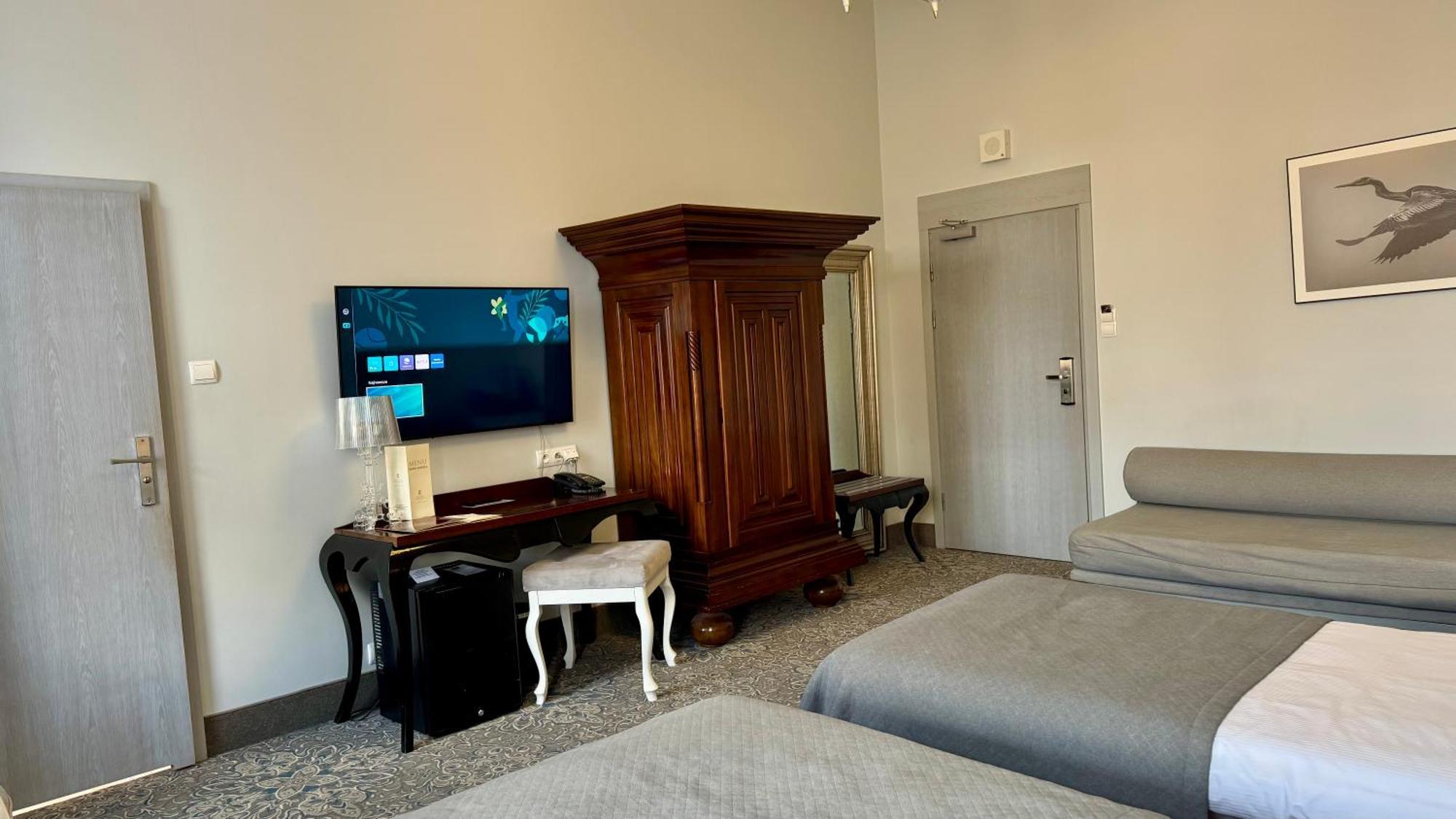 Large Double Room