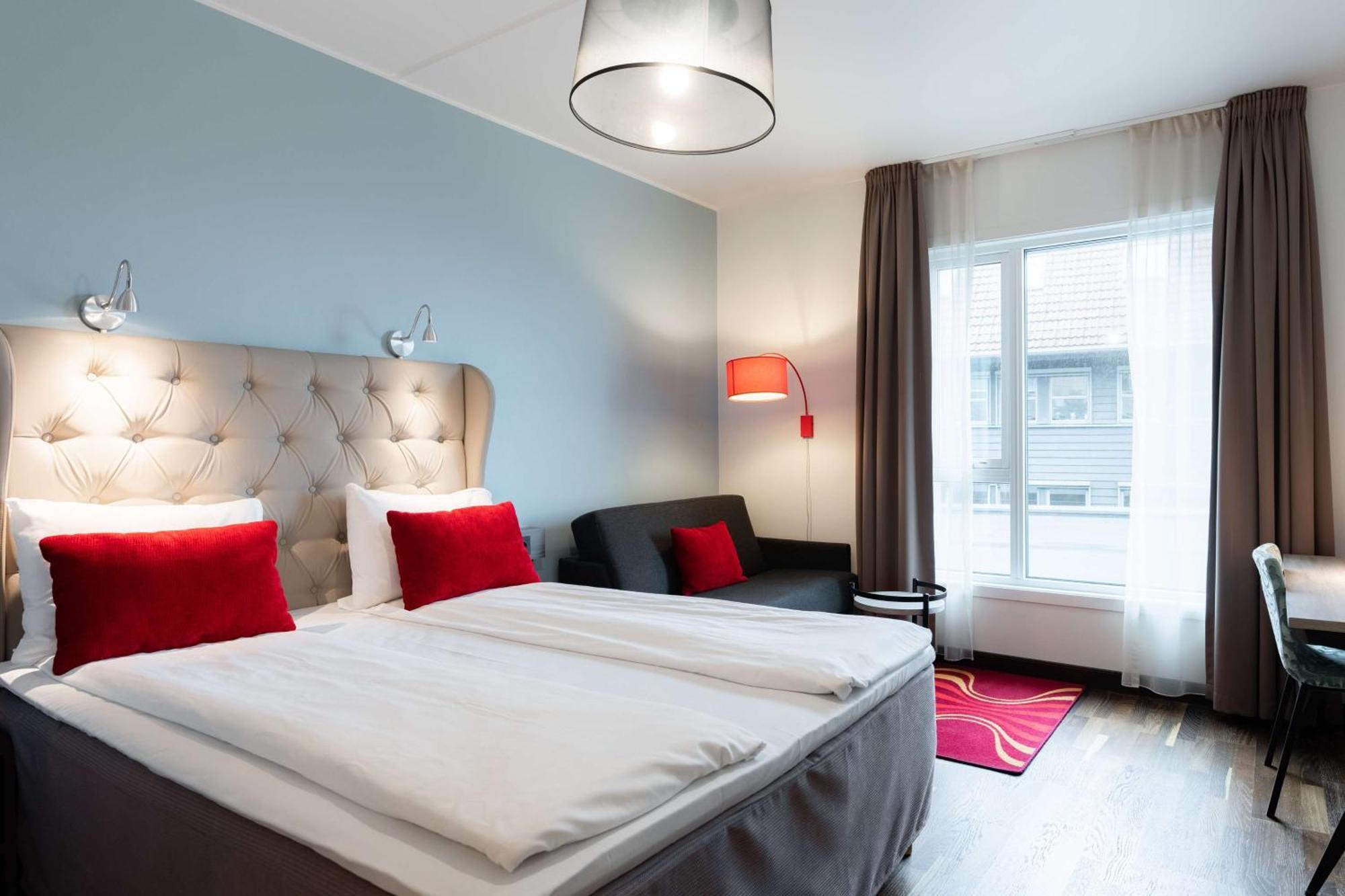 Queen Room