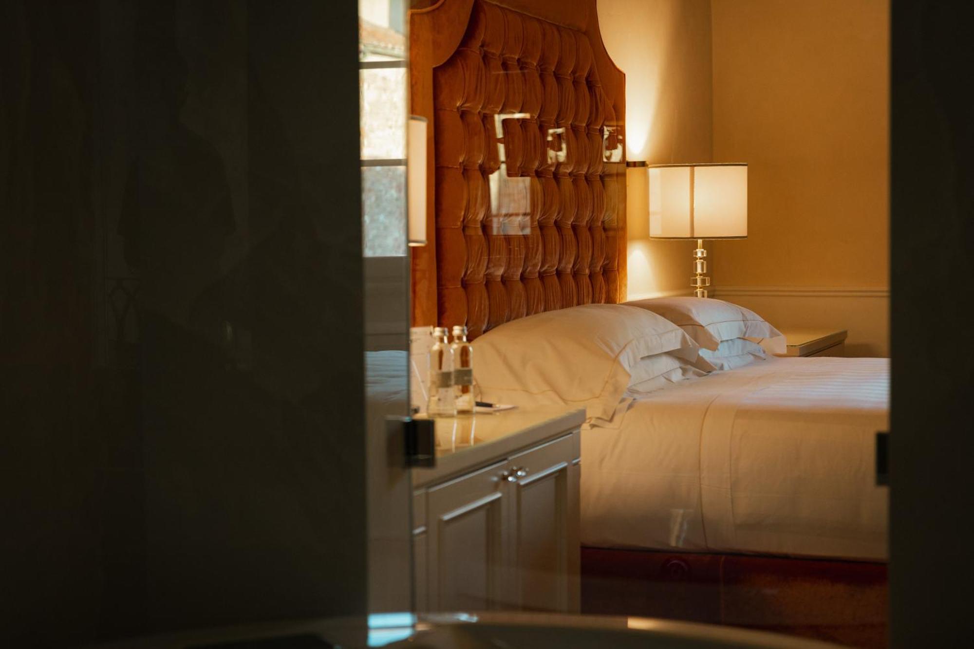 Luxury Suite