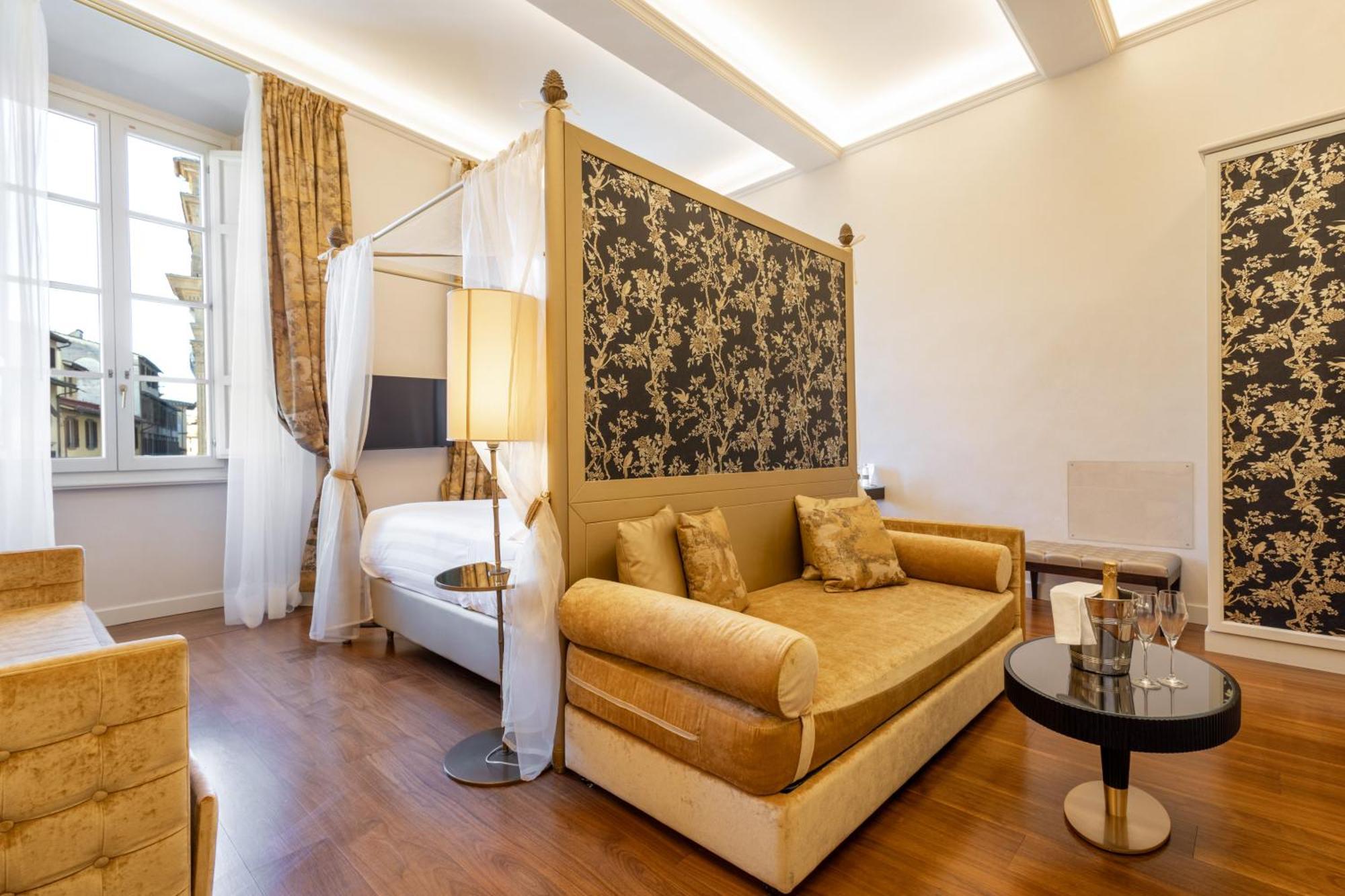 Luxury Suite