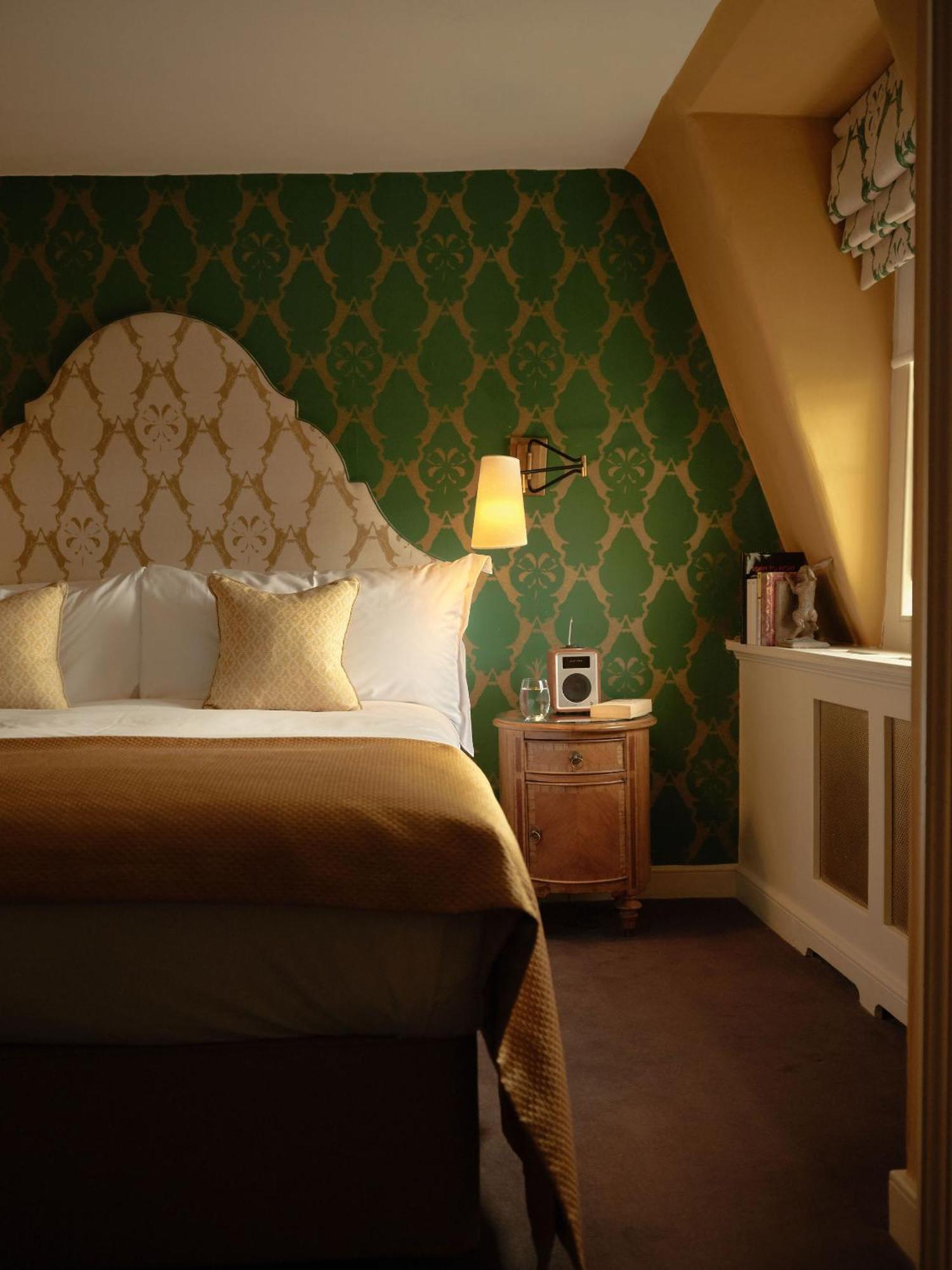 Classic Double Room