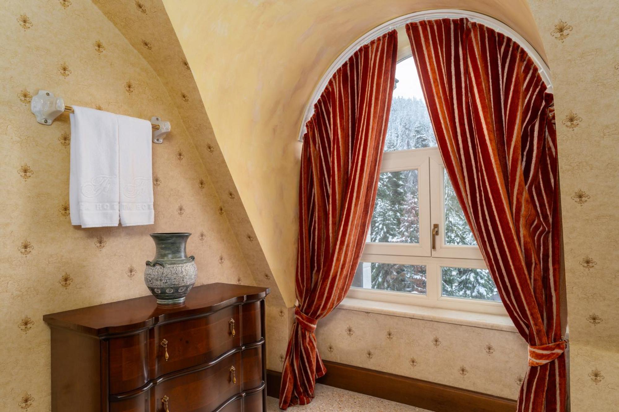 VIP Penthouse Apartment,1652750740:JPEG