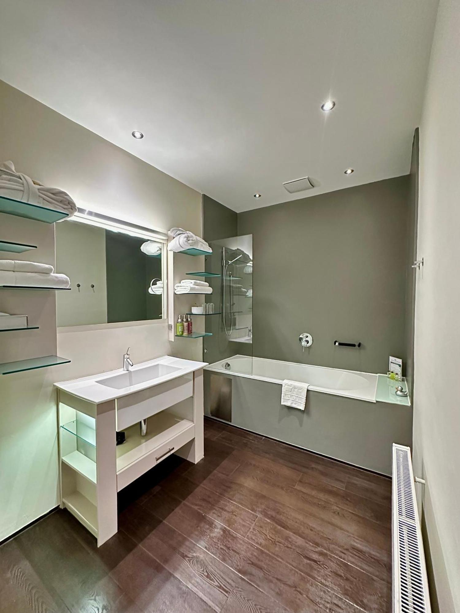 Classic Double Room