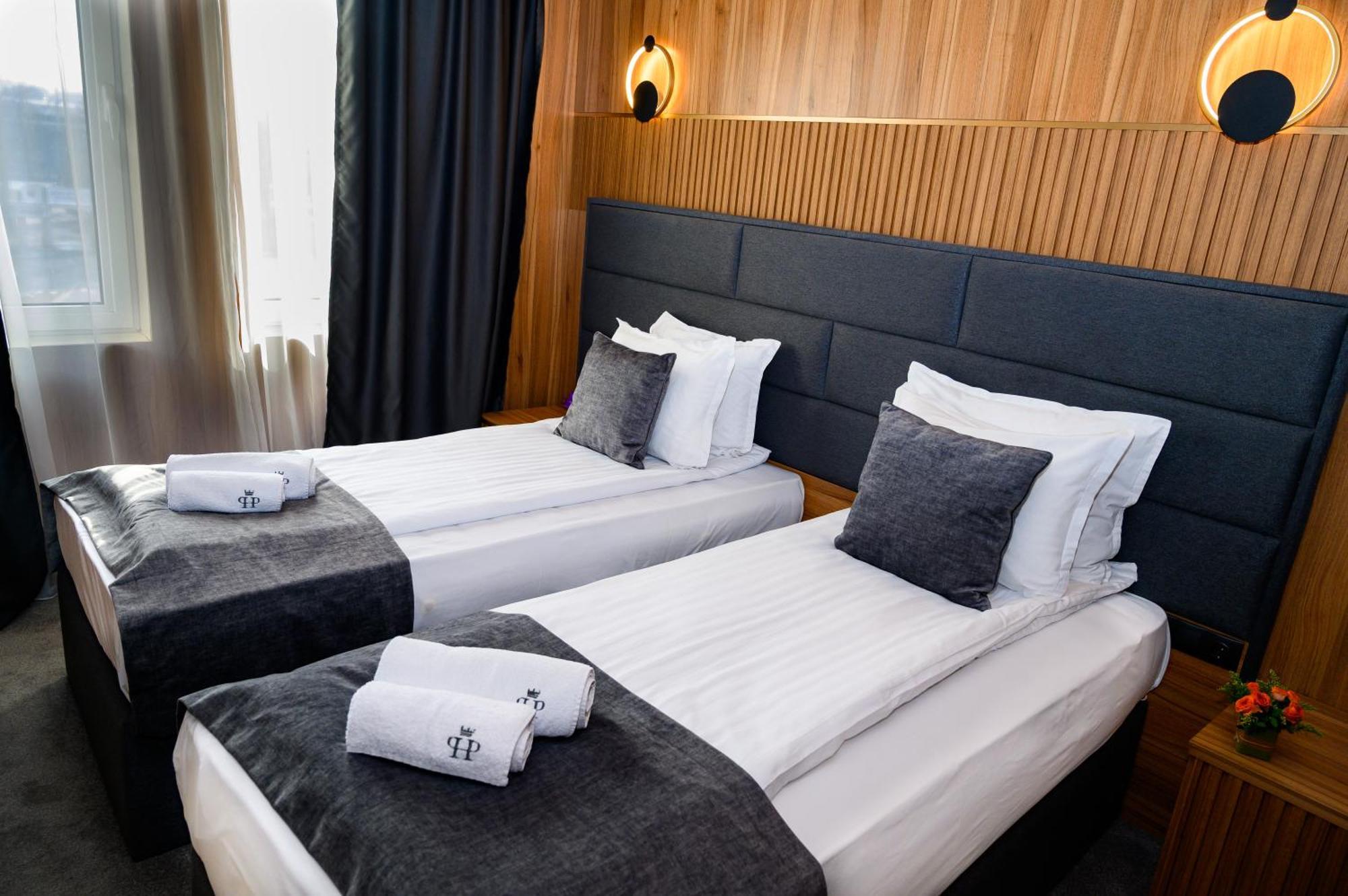 One-Bedroom Apartment - 5th Floor with Free Spa Access,1654268008:JPEG